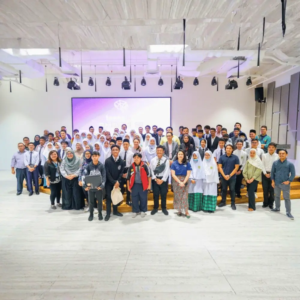 Teenagers in Brunei participating in an AI and innovation programme delivered by Teens in AI in partnership with the Ministry of Education